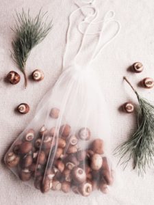 sustainable gift ideas for the holidays | Zero Waste | www.emmawouterson.com