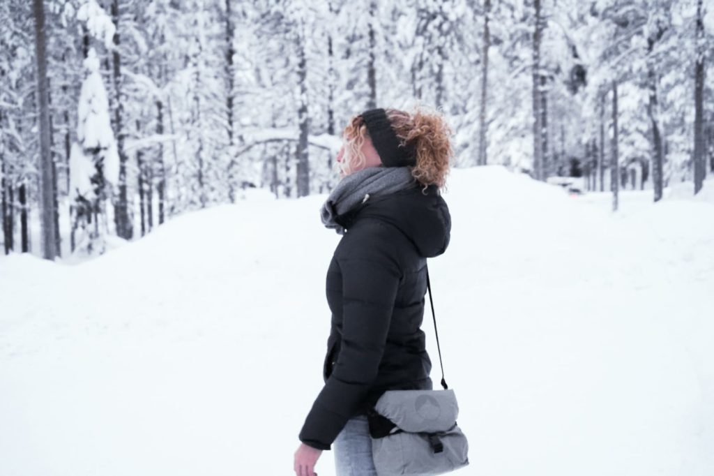 Flight shame | sustainable living Lapland | Snow | www.emmawouterson.com | Emma Wouterson